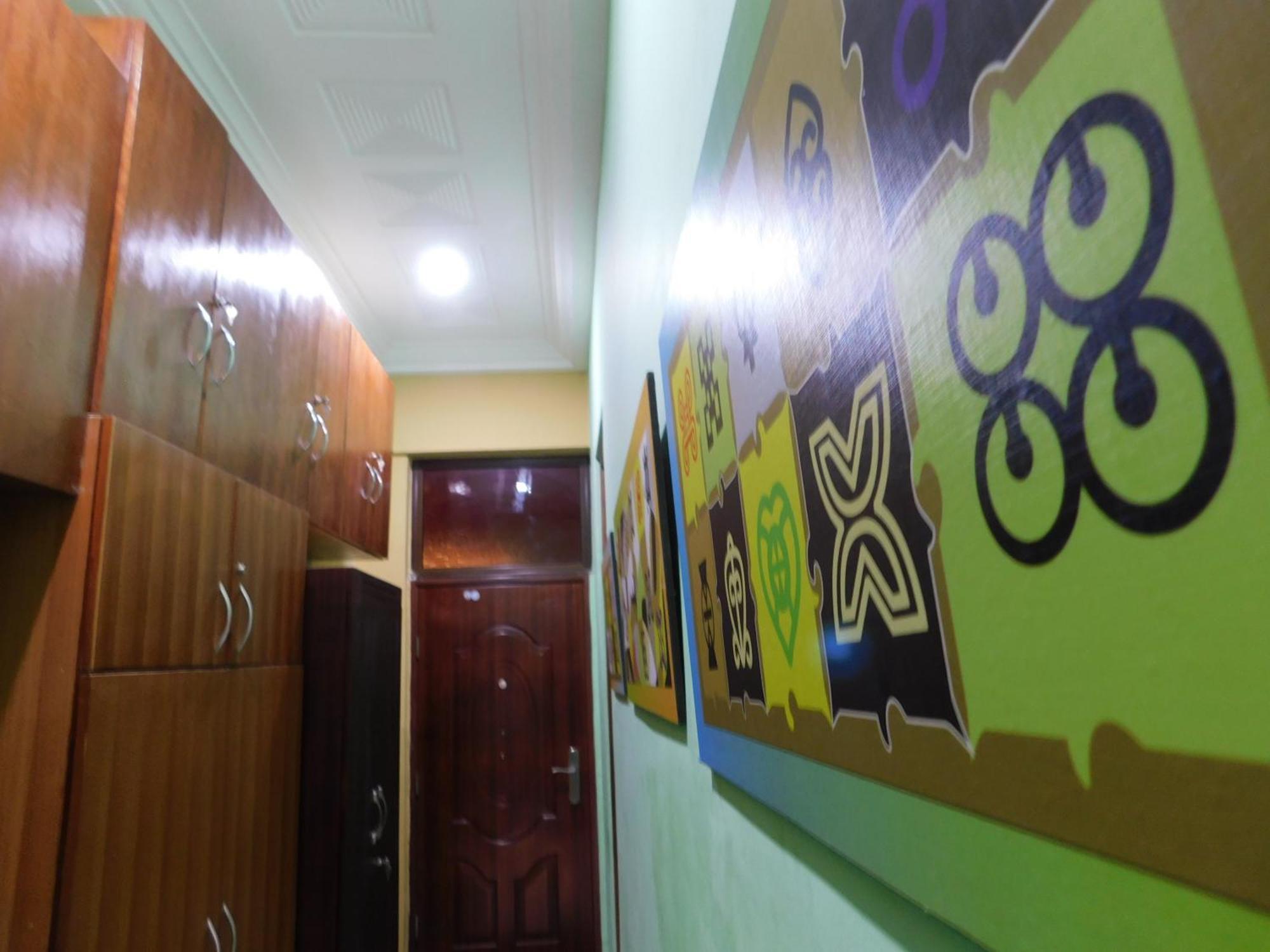 Jesiwa B'S Little Palace Accra Exteriér fotografie